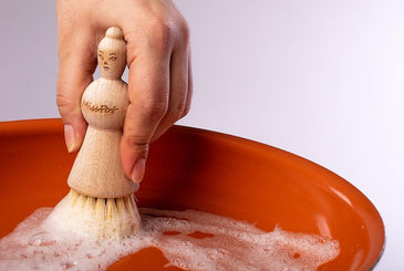 Kitchen Pot & Pan Cleaning brush – Sink Utensil by Valentino Garemi - valentinogaremi-usa