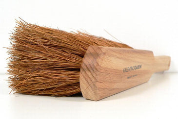 Workbench Cleaning Brush – Natural Coconut Fibers by Valentino Garemi - valentinogaremi-usa